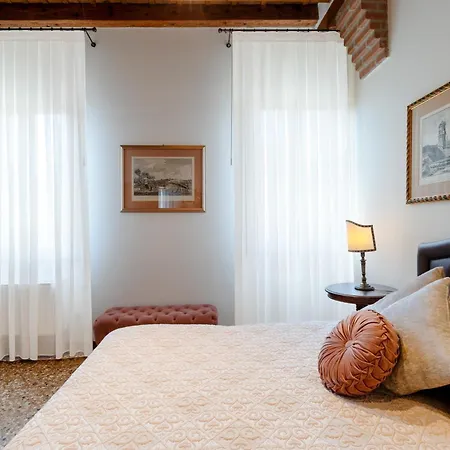 Bed & Breakfast Ca' Santo Spirito 4*