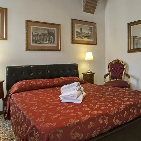 Nocleg ze śniadaniem Ca' Santo Spirito 4*